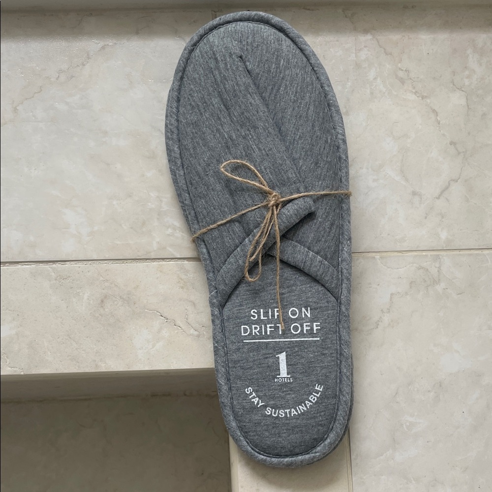 BRAND NEW 1 HOTEL SLIPPERS! Never used. SIZE: 11.5 Gray Women's Slippers